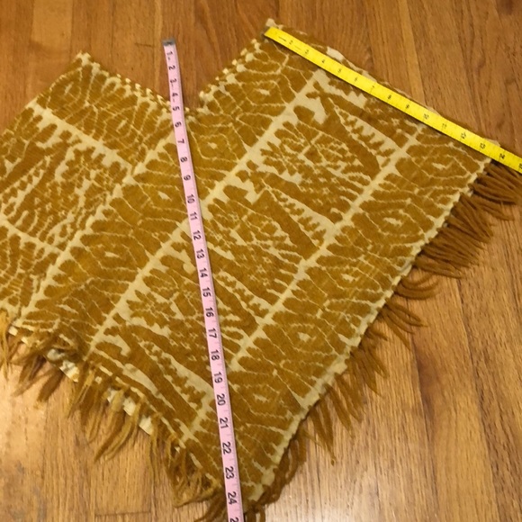 Vintage Handmade Bohemian Poncho. Signed - Picture 13 of 15